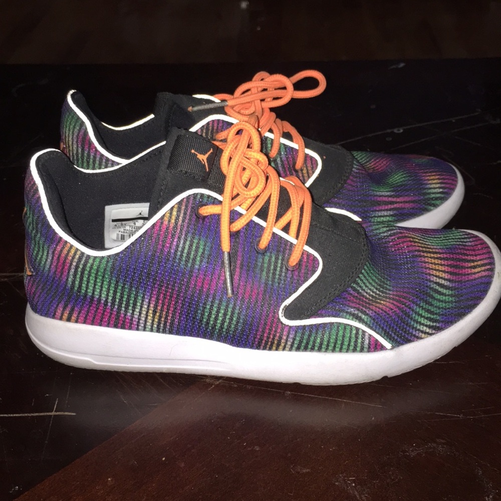 Running shoes